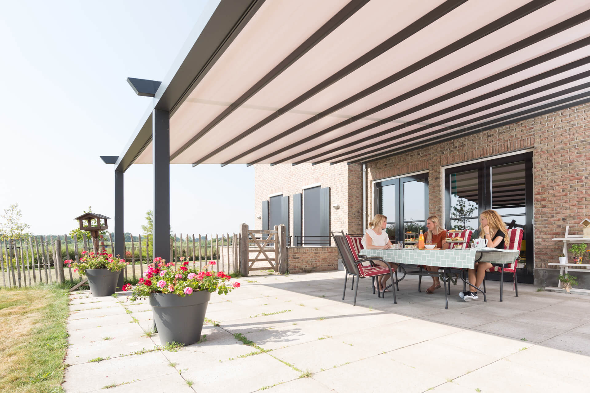 Veranda-zonwering-SunCircle-01