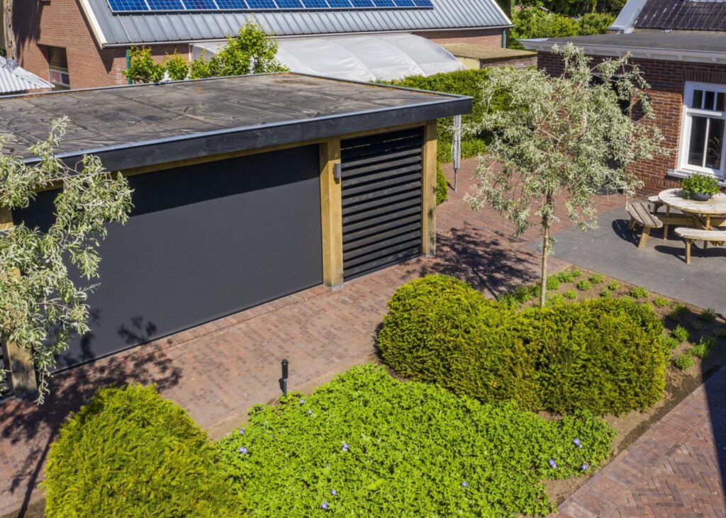 Screens-zonwering-overkapping-SunCircle-zonwering-2-1536x1097