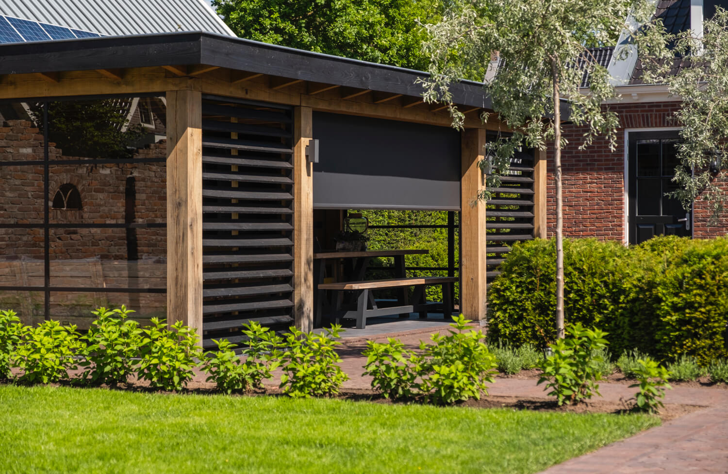 Windvaste-Ritsscreens-zonwering-overkapping-SunCircle-08