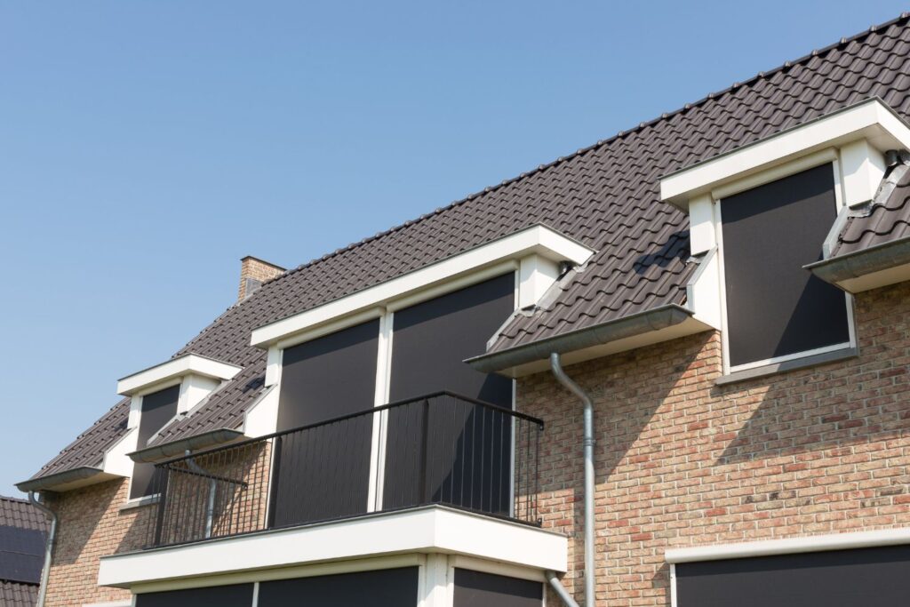 suncircle-zonwering-dakkapel-screens