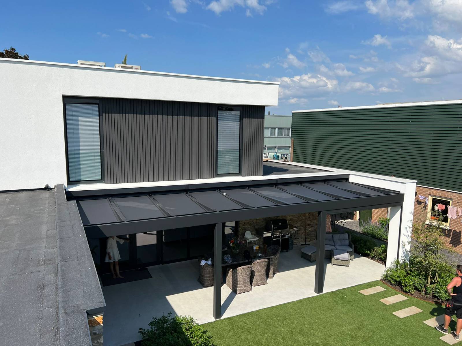 r90 horizon screens suncircle-23